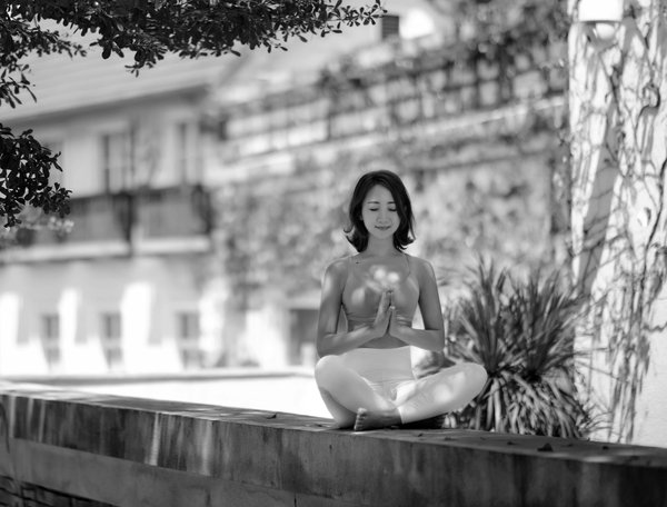 Prendre soin de son ventre après la grossesse : comment réaliser un massage ?